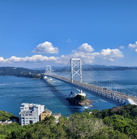 先生はご実家が淡路島なのですか？